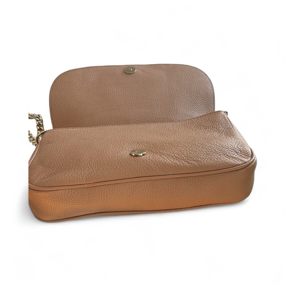 Gucci SoHo Disco GG Crossbody Flap Camelia Beige bag - Picture 3 of 16